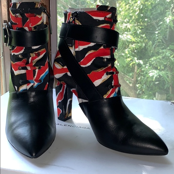 Balenciaga Bootie - Picture 2 of 8